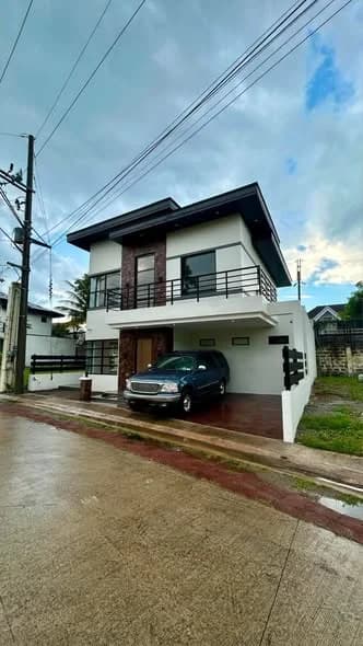 Upscale 4 Bedroom Home For Sale in Solen Residences, Greenfield City, Sta Rosa, Laguna