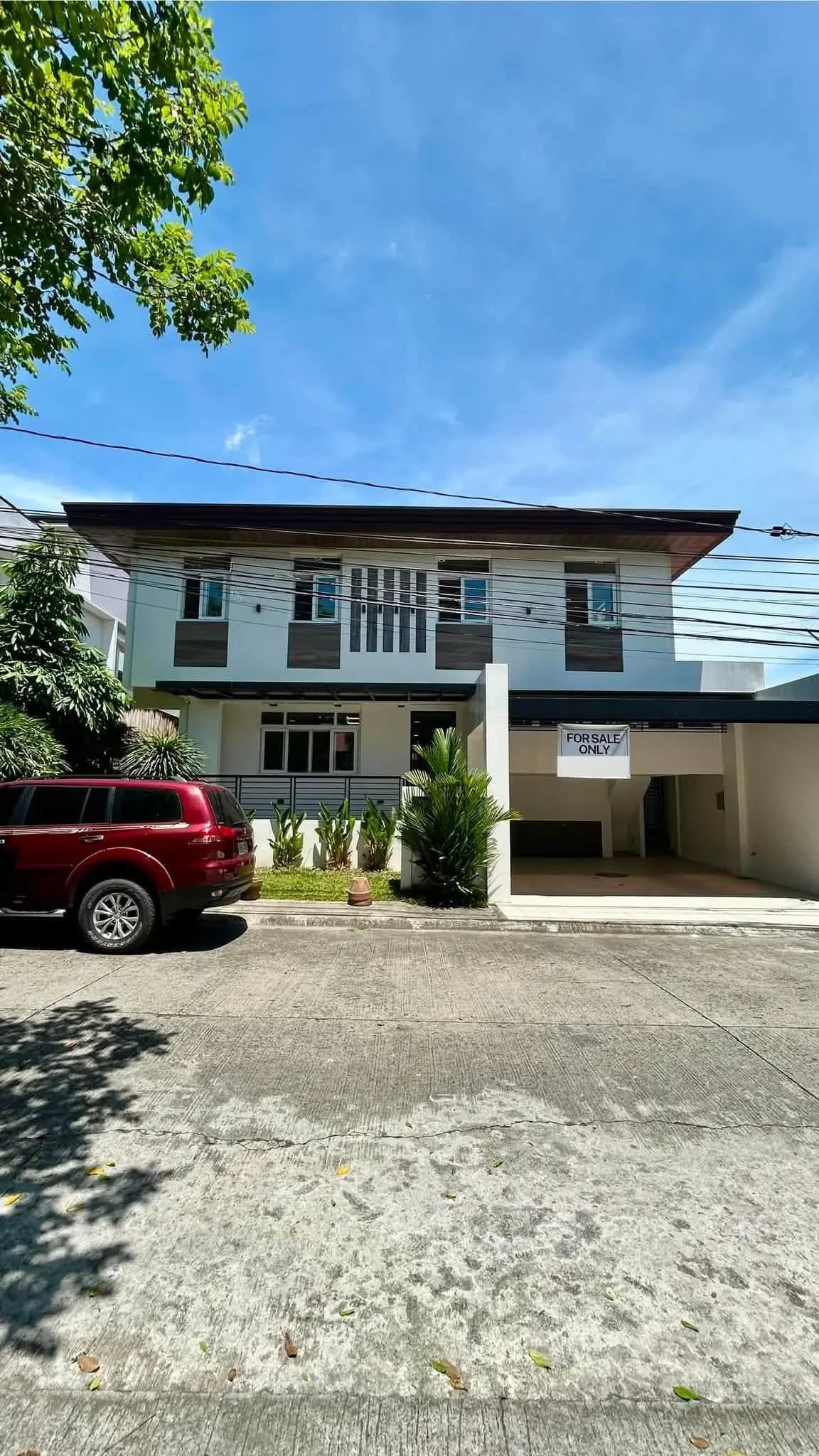 Modern Contemporary 4BR House and Lot For Sale in BF Homes, Parañaque City