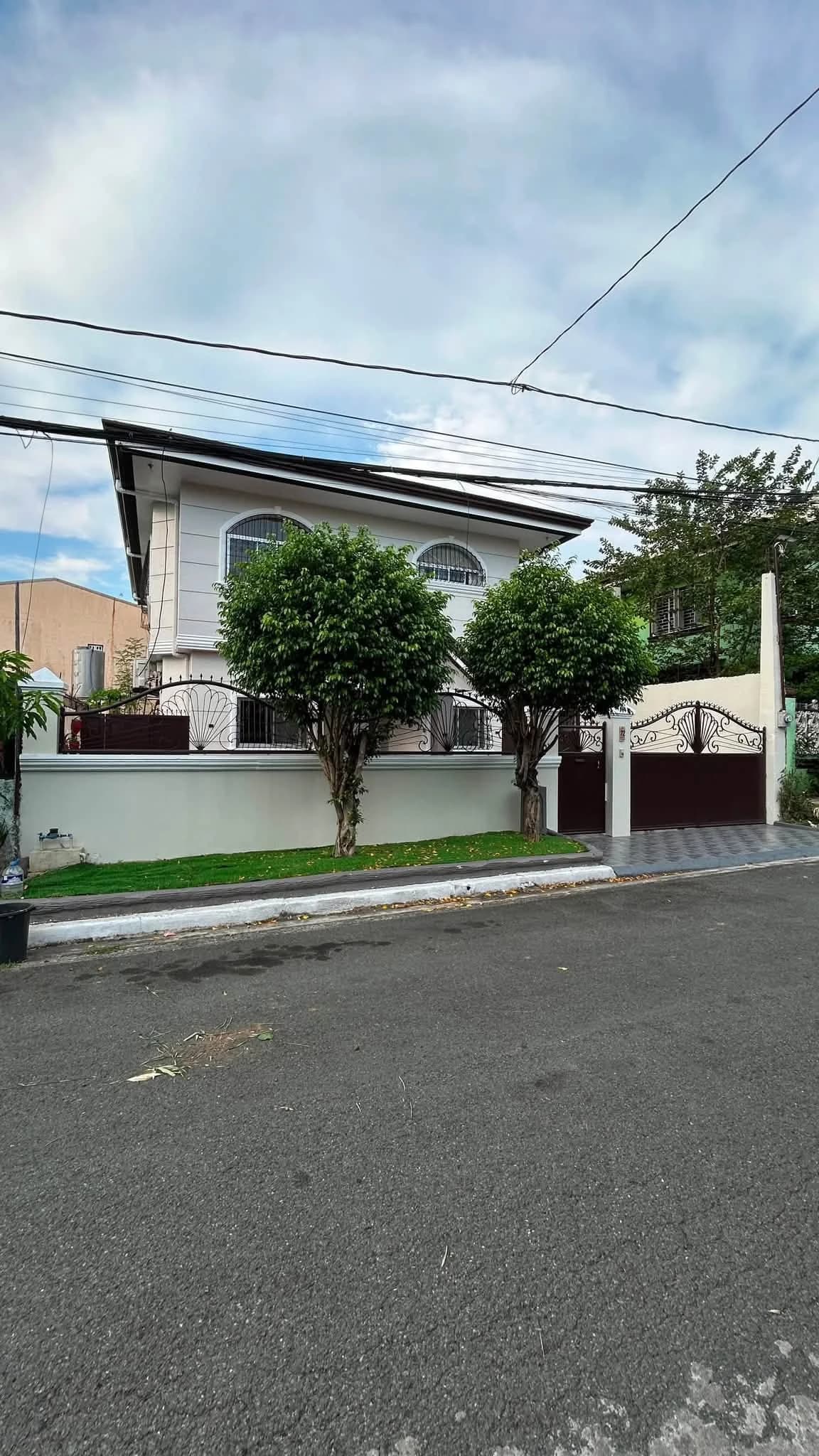 Pre-Owned 4BR House for Sale in Better Living, Parañaque City